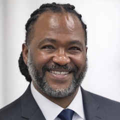 Stacey Brown headshot